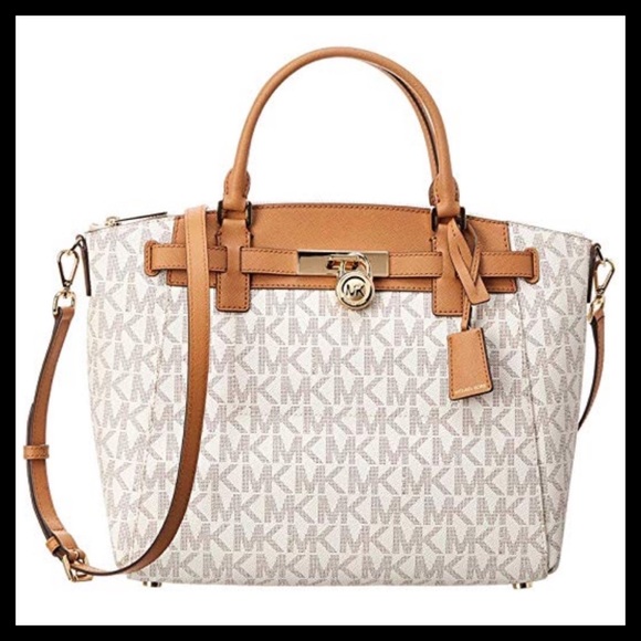 Michael Kors Handbags - ❤️SOLD❤️